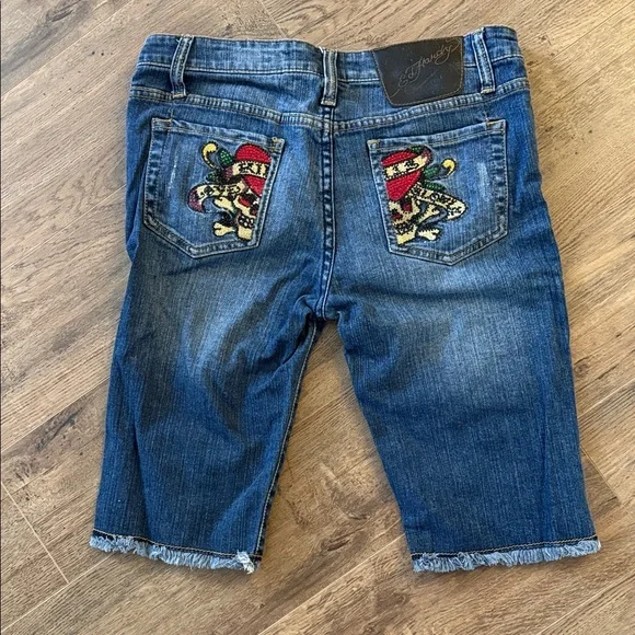 Ed Hardy Bermuda Shorts - Picture 2 of 5